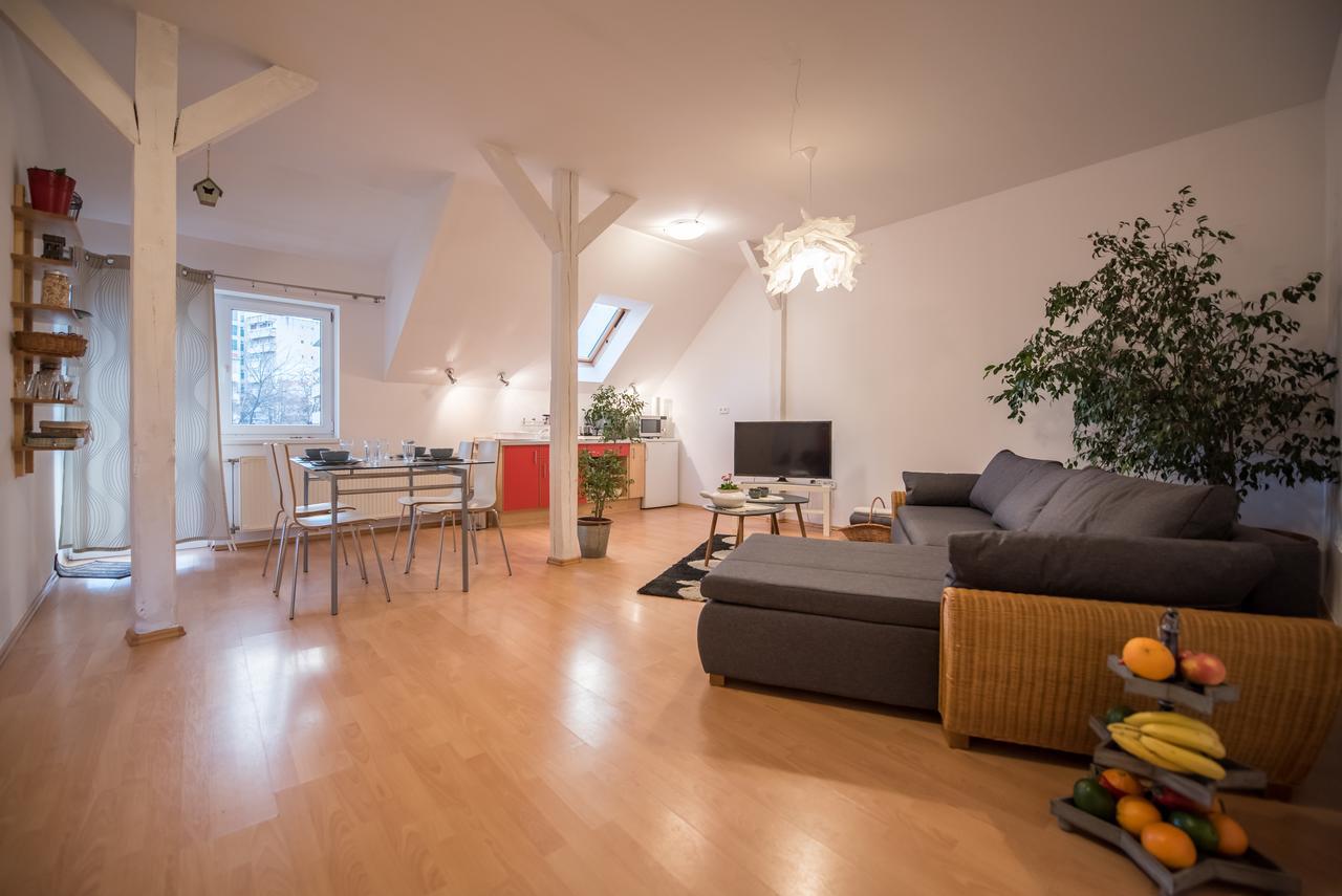 Terra Apartment Satu Mare Zewnętrze zdjęcie